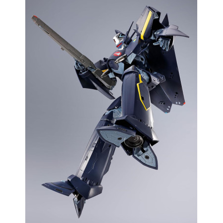 Macross 7 VF-17S Nightmare Stealth Valkyrie (Gamlin Kizaki)