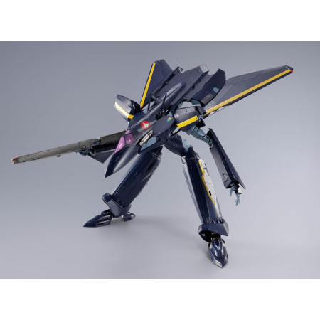 Macross 7 VF-17S Nightmare Stealth Valkyrie (Gamlin Kizaki)